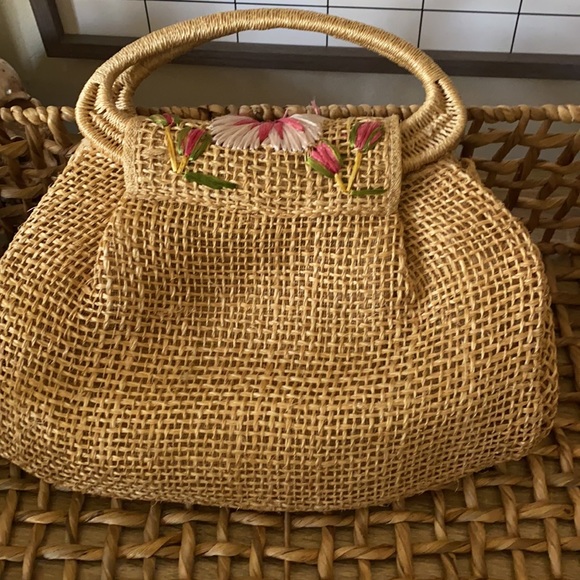 Handmade in the Philippines bag - Picture 2 of 3